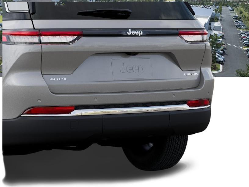 new 2026 Jeep Grand Cherokee car, priced at $37,076