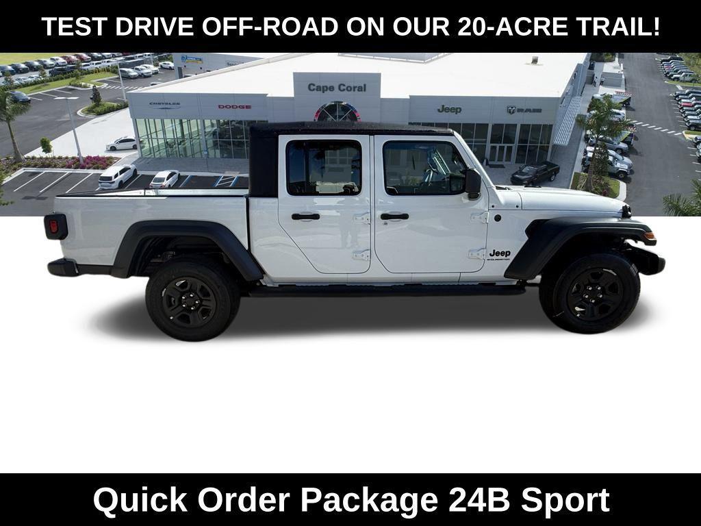 new 2026 Jeep Gladiator car, priced at $37,945