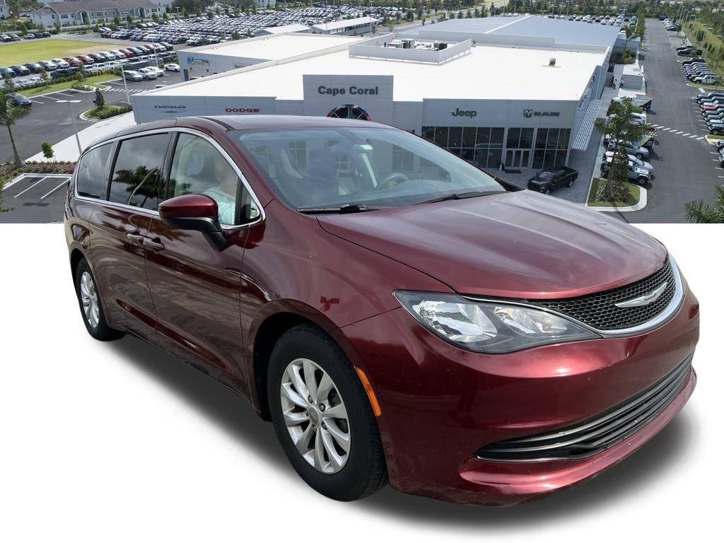used 2018 Chrysler Pacifica car, priced at $15,550