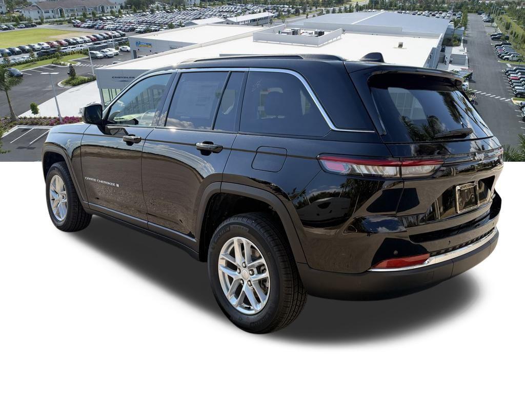 new 2026 Jeep Grand Cherokee car, priced at $35,810