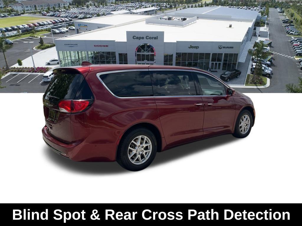 used 2020 Chrysler Pacifica car, priced at $21,791
