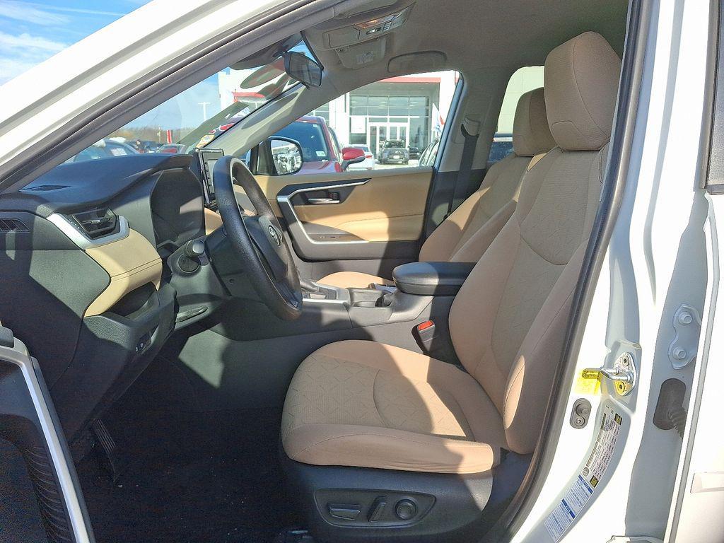 used 2020 Toyota RAV4 car, priced at $24,118