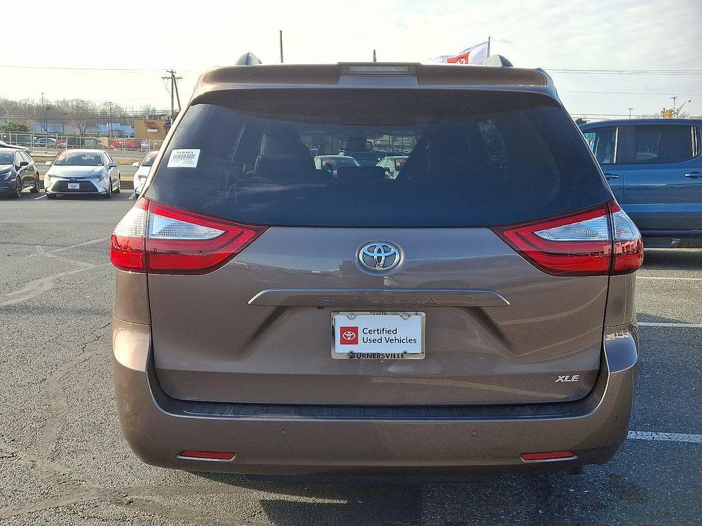 used 2019 Toyota Sienna car, priced at $21,752