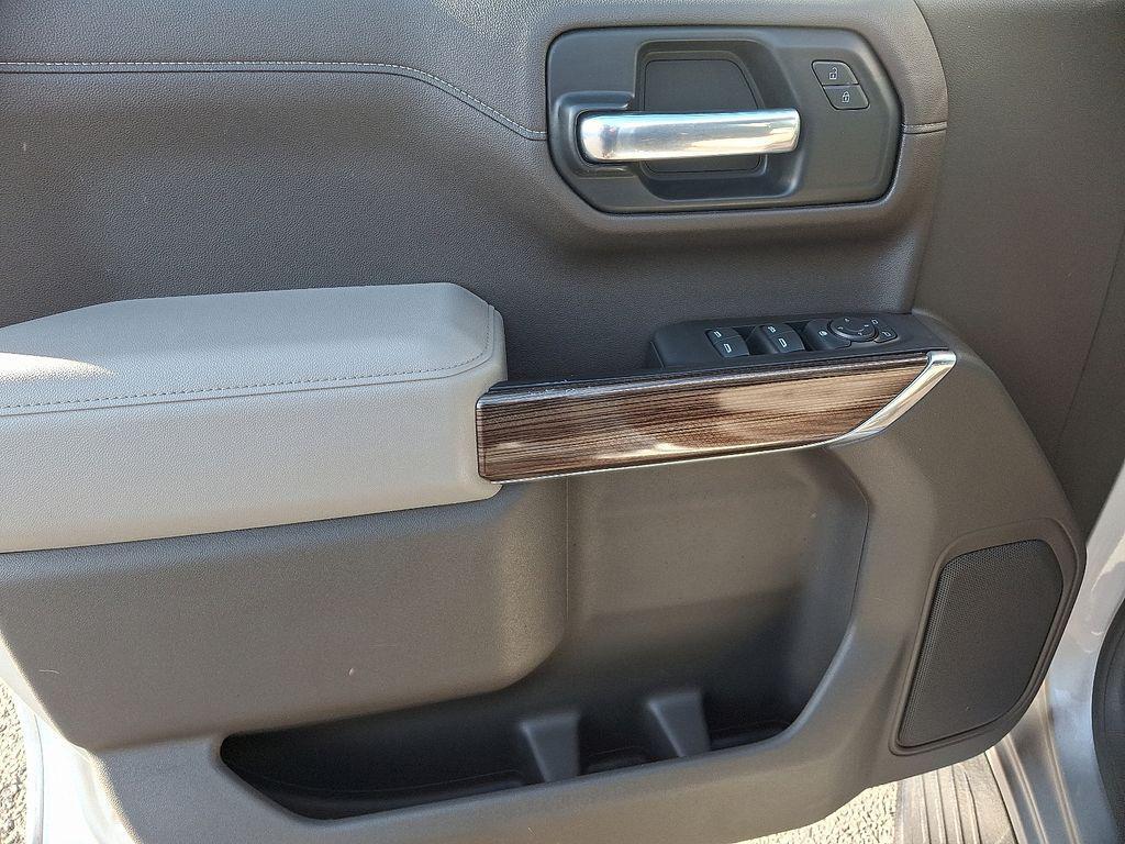 used 2021 Chevrolet Silverado 1500 car, priced at $29,739