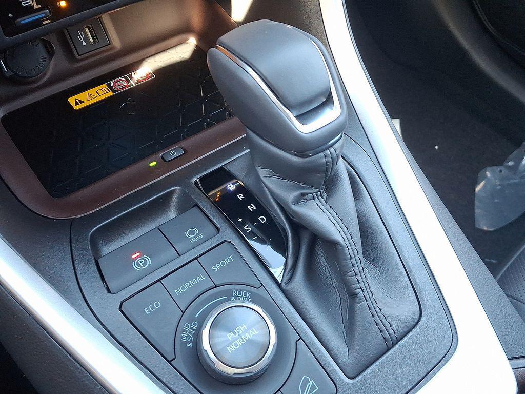 new 2025 Toyota RAV4 car, priced at $44,573