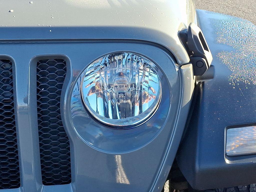 used 2020 Jeep Wrangler Unlimited car, priced at $22,541