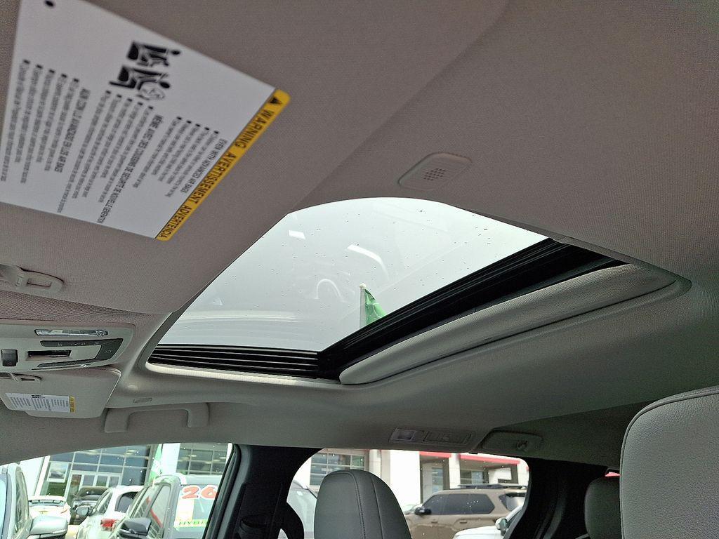 used 2026 Toyota Sienna car, priced at $48,677