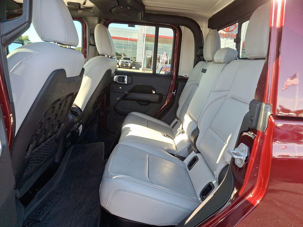 used 2021 Jeep Gladiator car, priced at $32,761