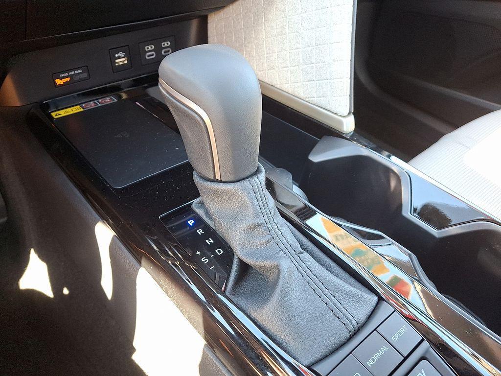 used 2025 Toyota Camry car, priced at $34,635