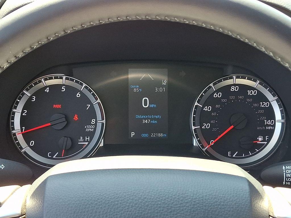 used 2022 Toyota Highlander car, priced at $35,117