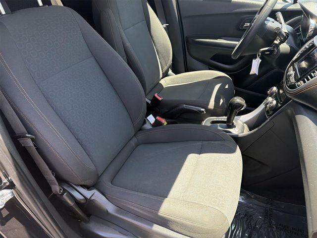 used 2022 Chevrolet Trax car, priced at $17,341