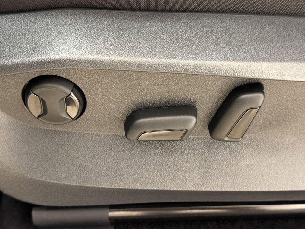 used 2023 Volkswagen Tiguan car, priced at $23,539