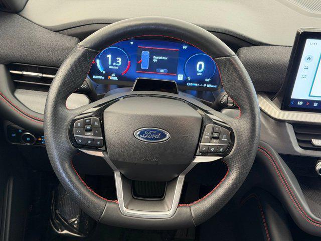 used 2025 Ford Explorer car, priced at $37,999