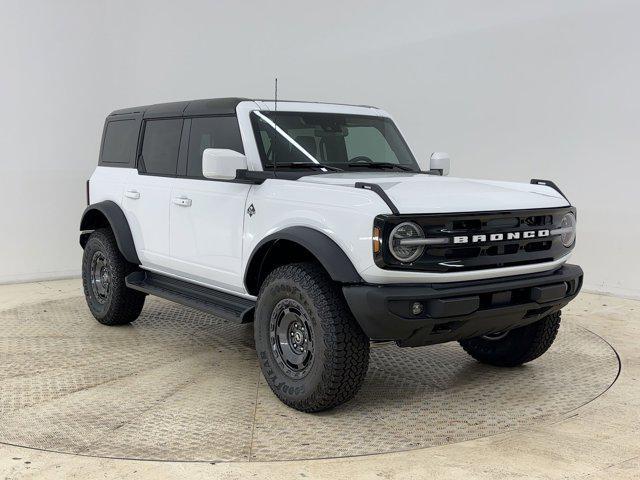 new 2025 Ford Bronco car, priced at $52,591