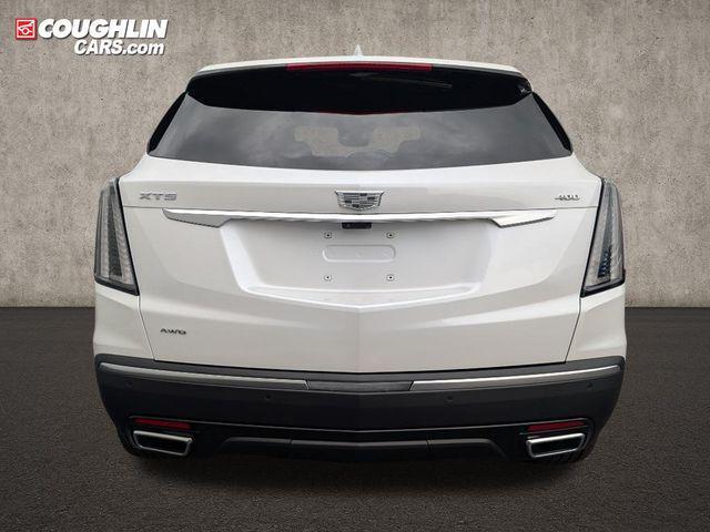 new 2025 Cadillac XT5 car, priced at $65,709
