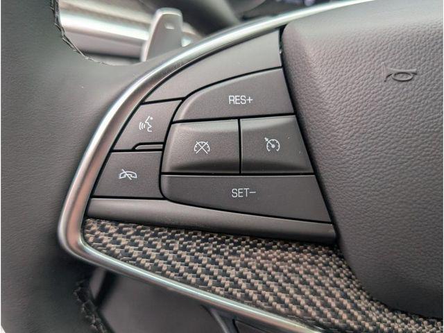 new 2025 Cadillac XT5 car, priced at $65,709