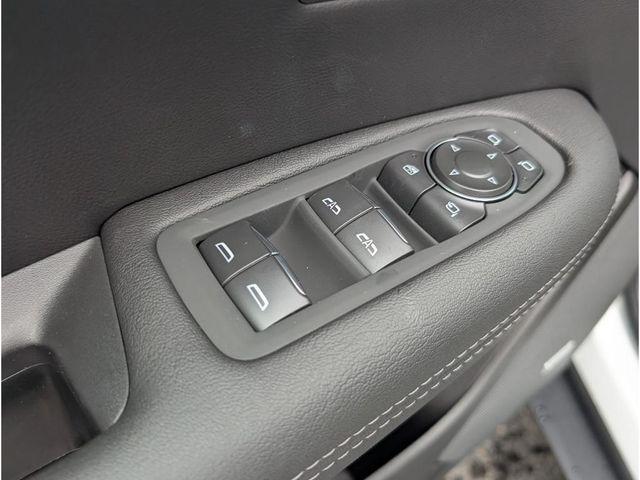 new 2025 Cadillac XT5 car, priced at $65,709