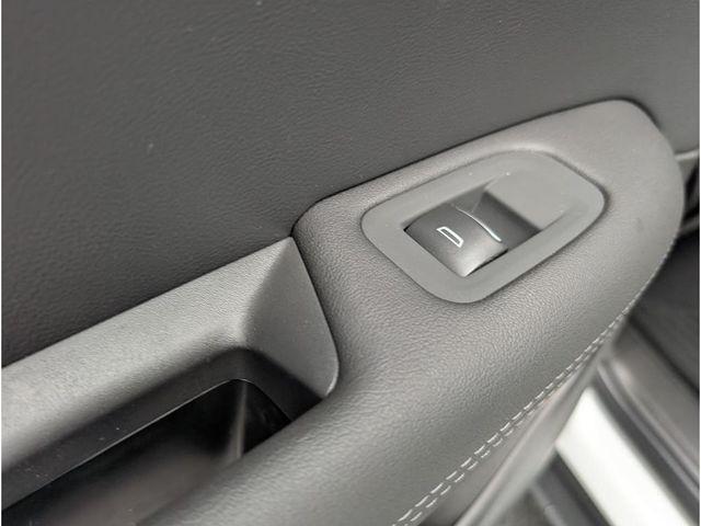 new 2025 Cadillac XT5 car, priced at $65,709