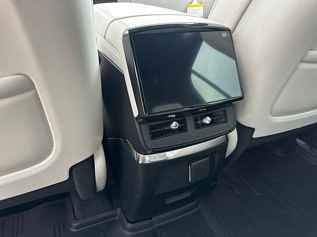 new 2026 Cadillac VISTIQ car, priced at $81,685