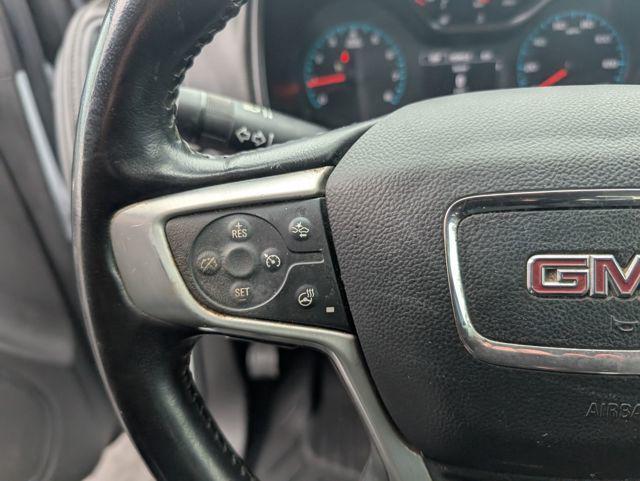 used 2022 GMC Canyon car, priced at $25,654