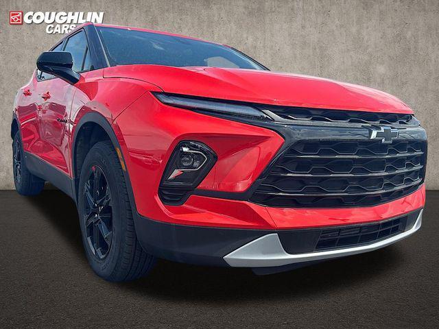 new 2025 Chevrolet Blazer car, priced at $38,685