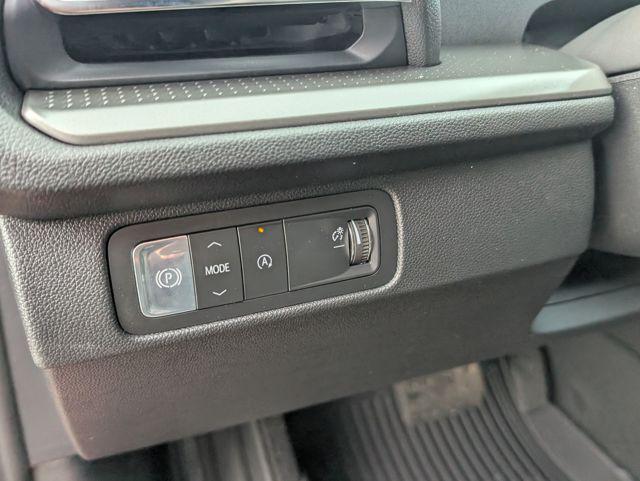 new 2026 Chevrolet Traverse car, priced at $42,984