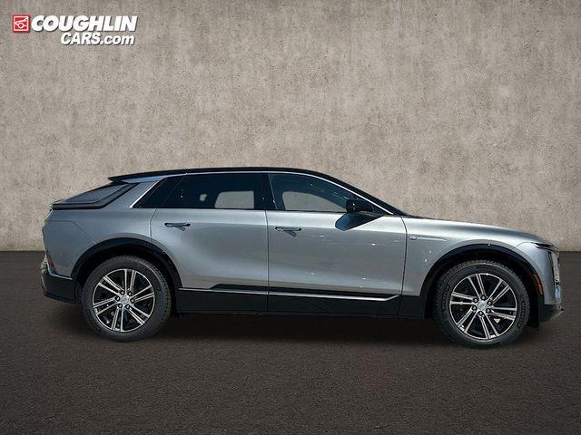 new 2025 Cadillac LYRIQ car, priced at $65,668