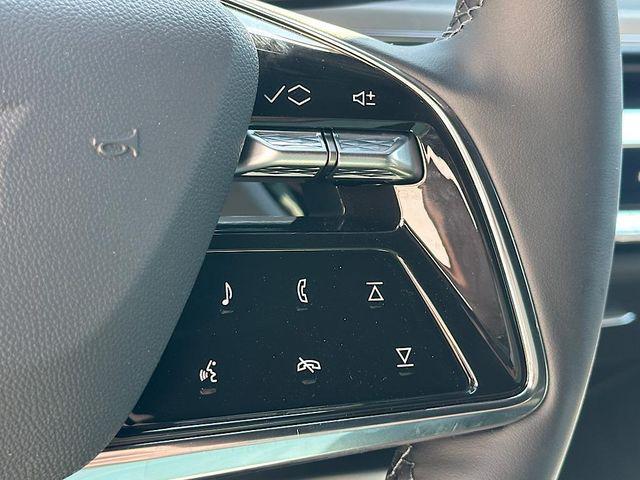 new 2025 Cadillac LYRIQ car, priced at $65,668