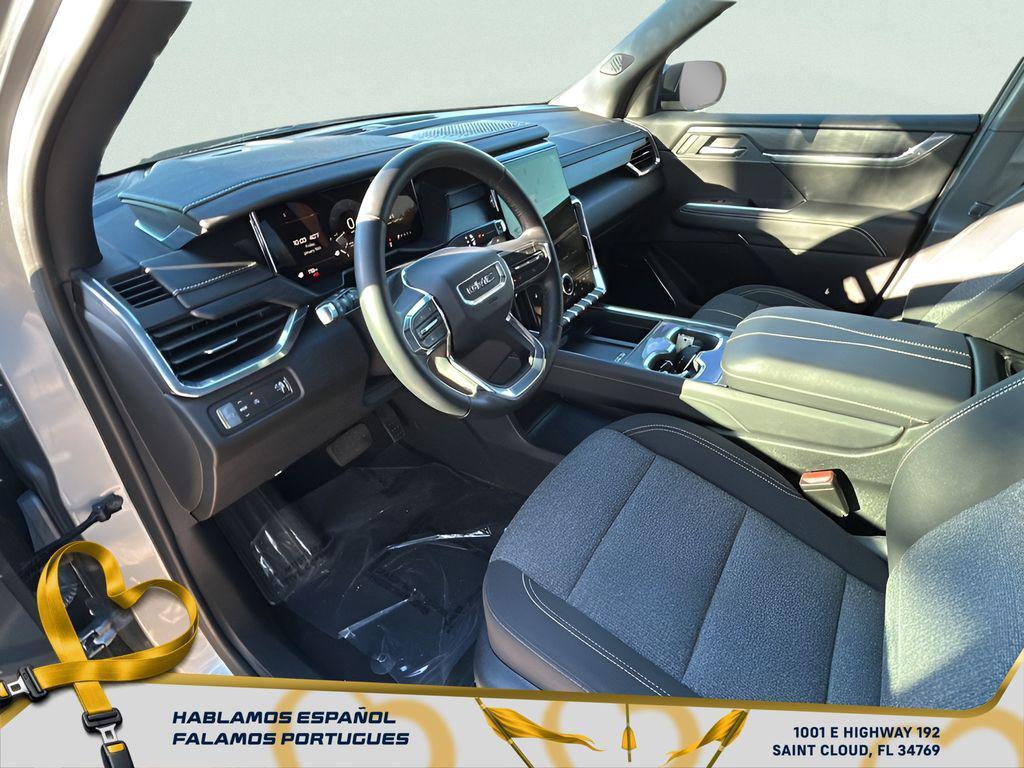 used 2025 GMC Acadia car, priced at $31,882