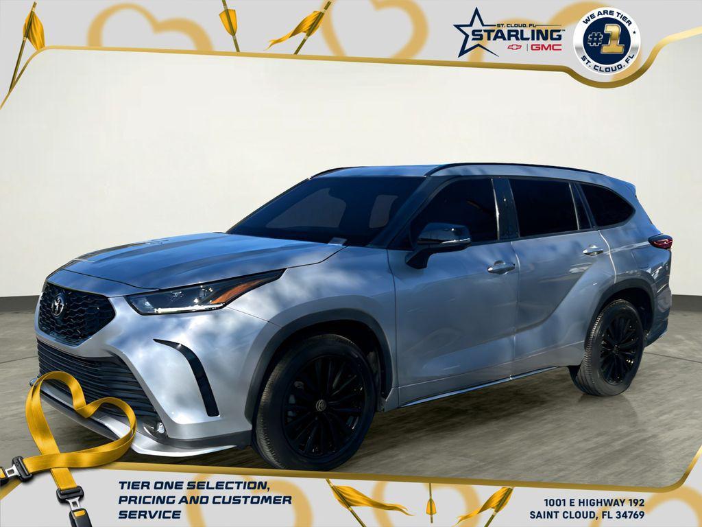 used 2023 Toyota Highlander car, priced at $34,475