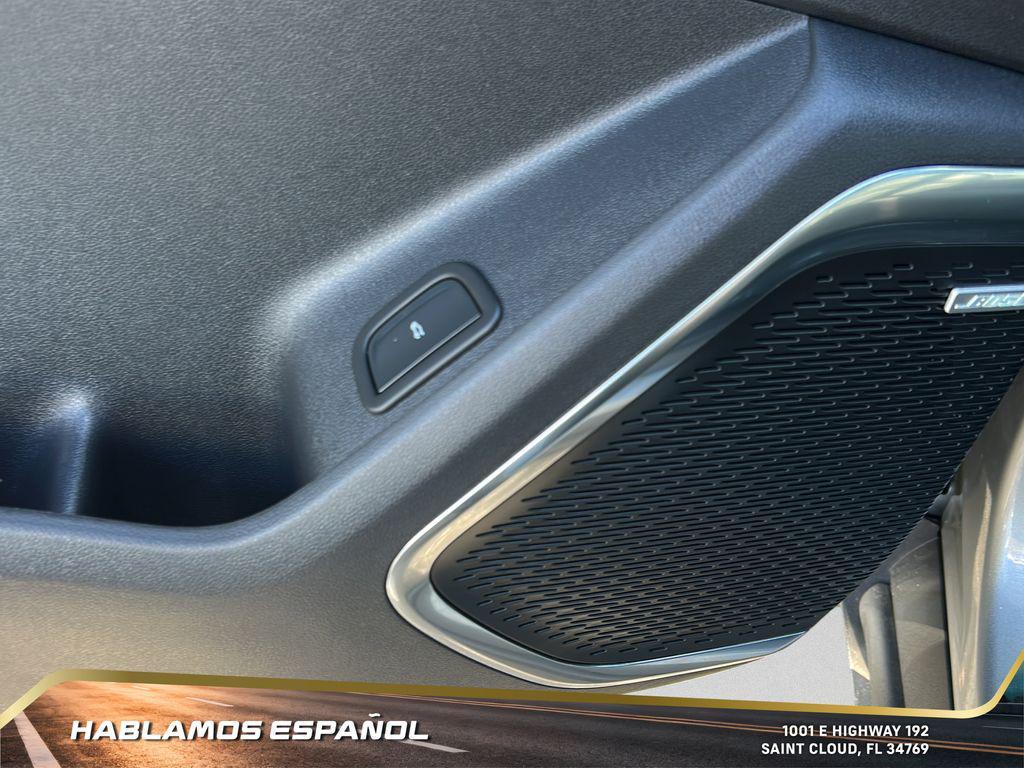 used 2025 GMC Acadia car, priced at $32,522