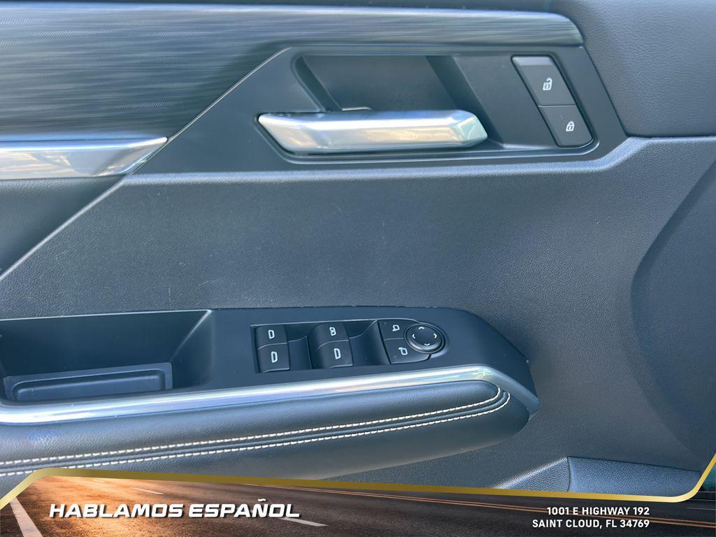 used 2025 GMC Acadia car, priced at $32,522