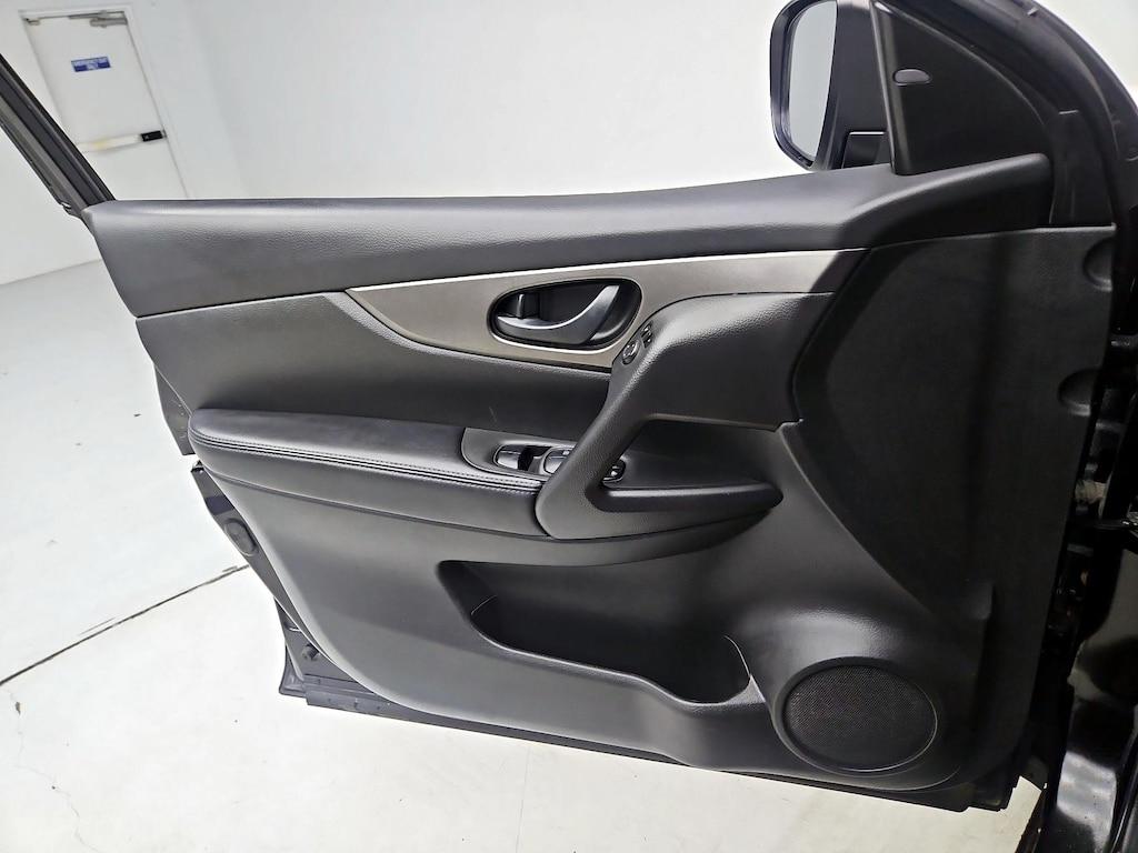 used 2020 Nissan Rogue Sport car, priced at $17,998