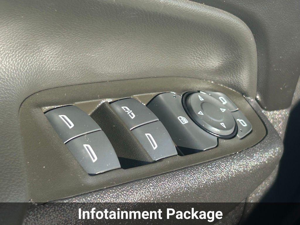 used 2024 Chevrolet Equinox car, priced at $25,695