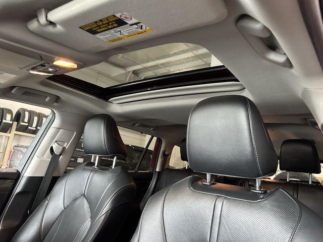 used 2020 Toyota Highlander car, priced at $29,767