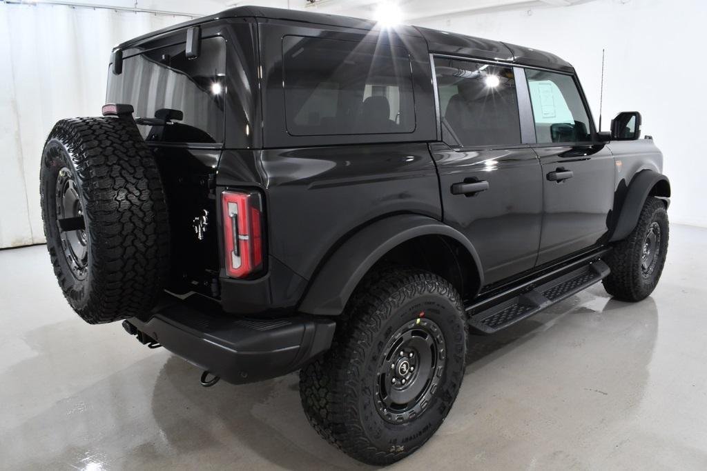 new 2025 Ford Bronco car, priced at $60,277