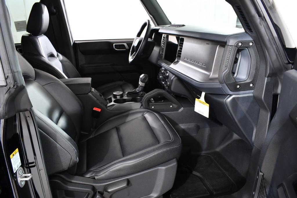 new 2025 Ford Bronco car, priced at $60,277