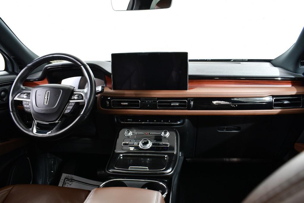 used 2022 Lincoln Nautilus car, priced at $34,855