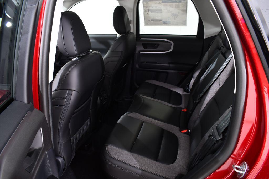 new 2025 Ford Bronco Sport car, priced at $31,977