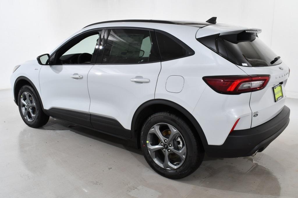 new 2026 Ford Escape car, priced at $33,077