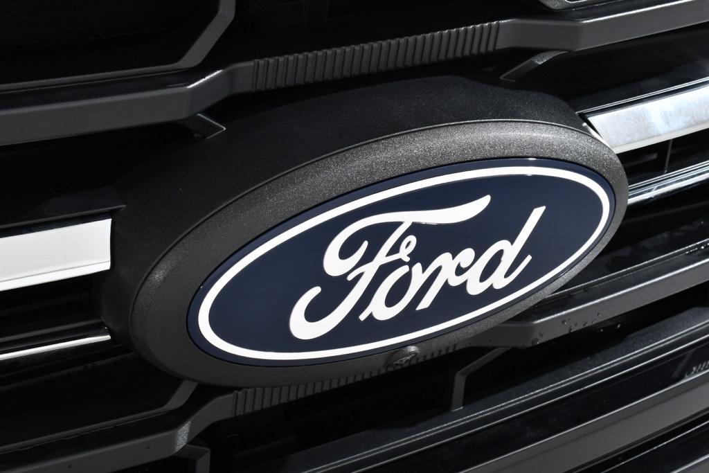 new 2025 Ford F-150 car, priced at $52,477