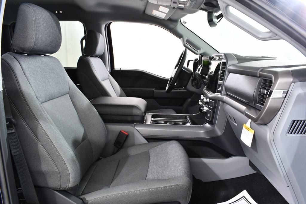 new 2025 Ford F-150 car, priced at $52,477