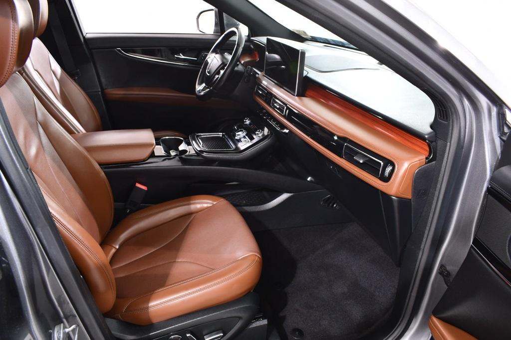 used 2022 Lincoln Nautilus car, priced at $33,155