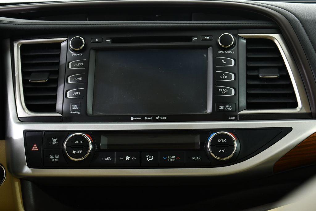 used 2017 Toyota Highlander car, priced at $21,305