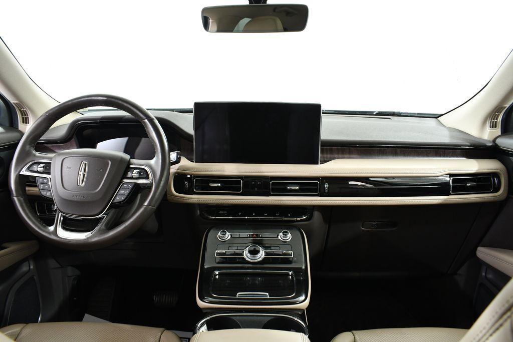 used 2022 Lincoln Nautilus car, priced at $33,905