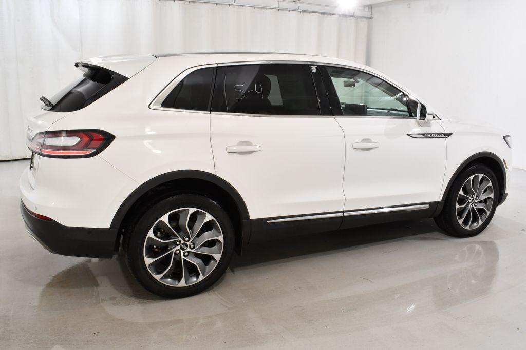 used 2022 Lincoln Nautilus car, priced at $33,905