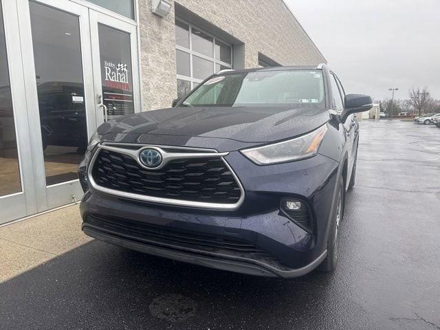 used 2021 Toyota Highlander Hybrid car, priced at $30,285