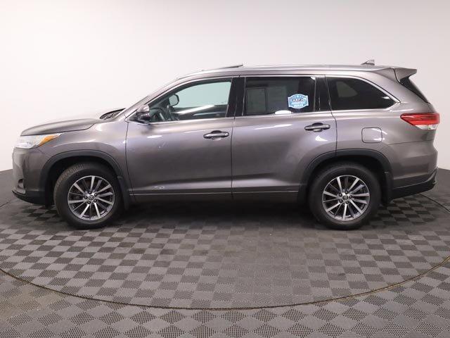 used 2018 Toyota Highlander car, priced at $22,952