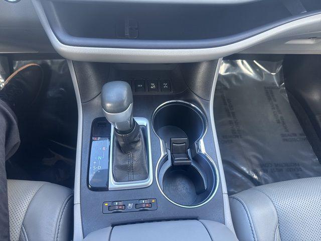 used 2018 Toyota Highlander car, priced at $25,749