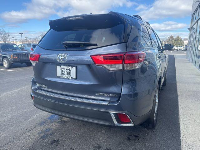 used 2018 Toyota Highlander car, priced at $25,749